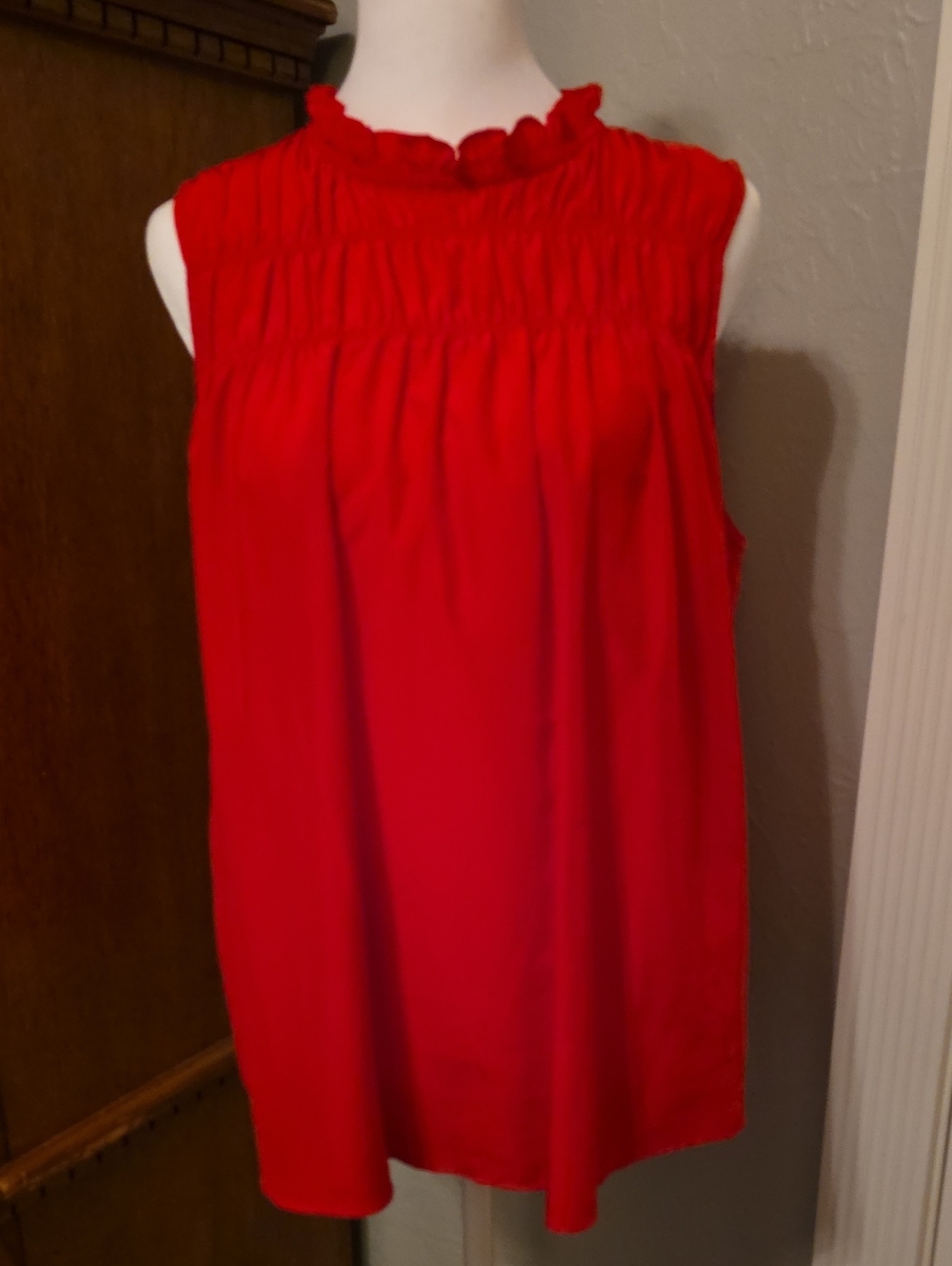 Joie Red Sleeveless Ruffle-Neck Camisole, Size M